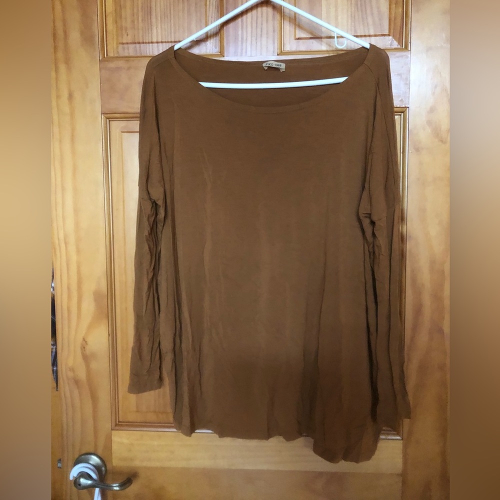 Burnt orange Piko top